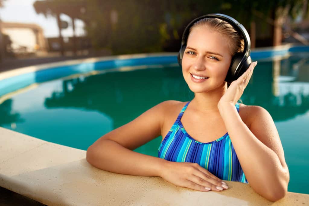 13 Best Waterproof Headphones for Swimming – Ear Rockers