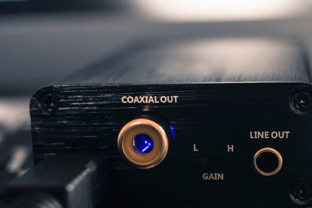 Do All Headphone Amps Sound The Same? (They should, but..) Ear Rockers