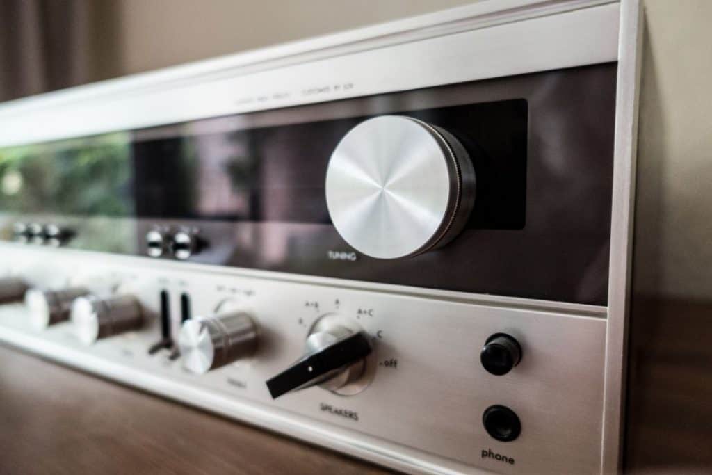 Can You Use Wireless Speakers With Any Receiver? Ear Rockers