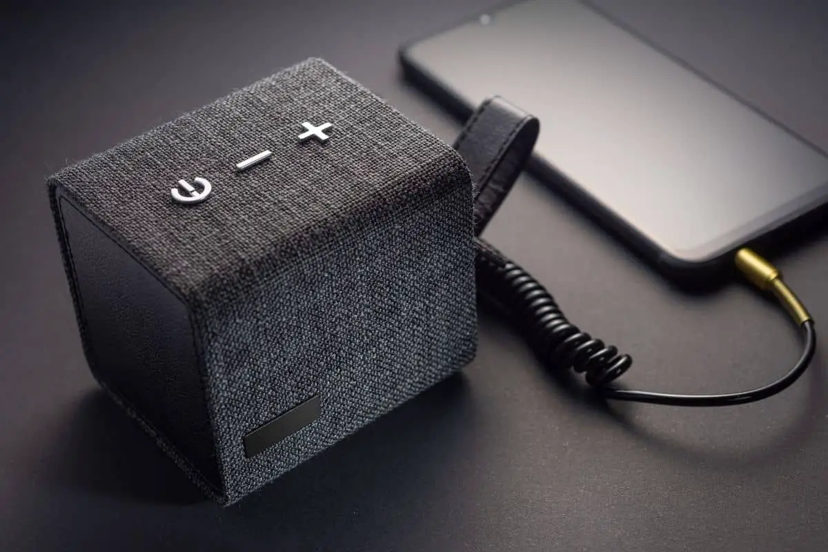 Use of aux cable in bluetooth speaker Clearance