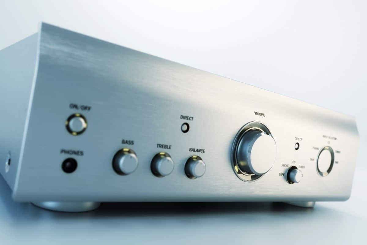 Do You Need an Amp for Bookshelf Speakers? Ear Rockers